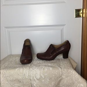 Clark’s artisan shoes